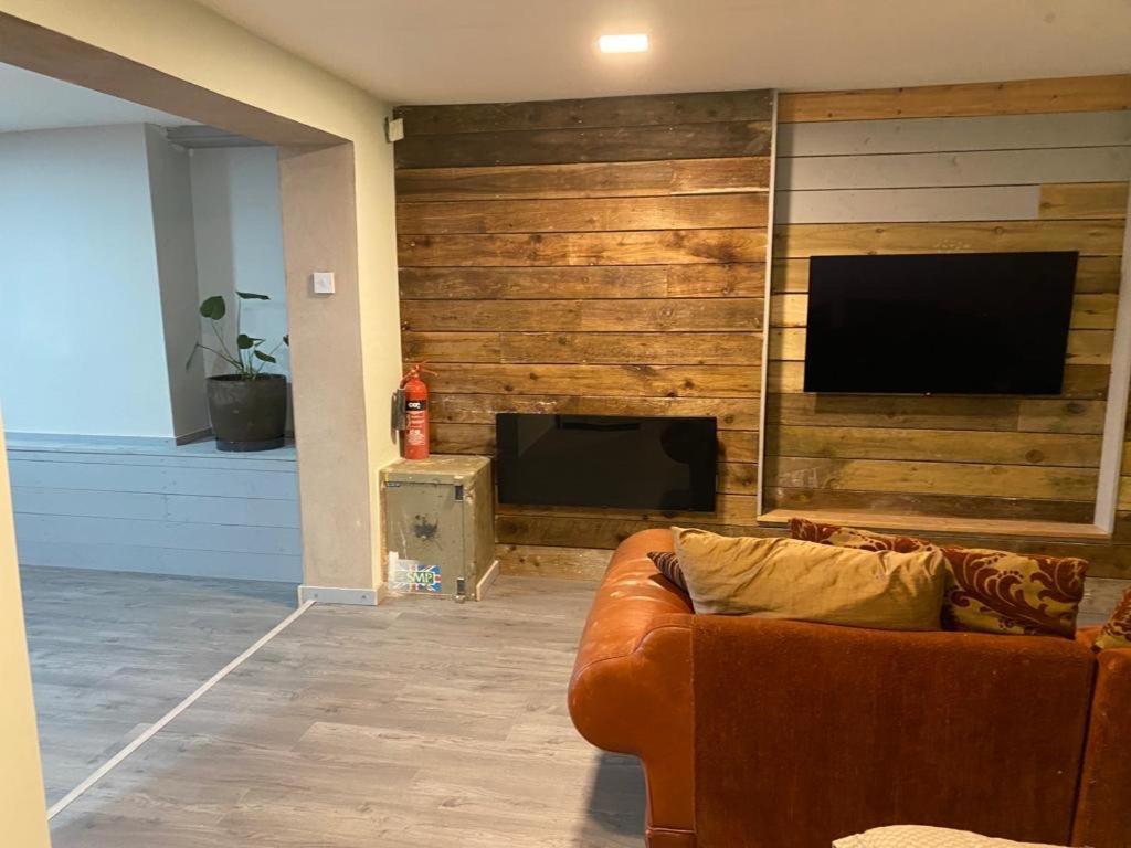 Treetops Flat4 Hall B28 Apartment *